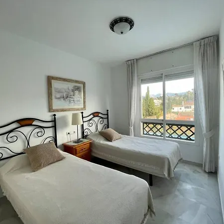 아파트 Stunning 2bed In - Pto Banus 마르베야